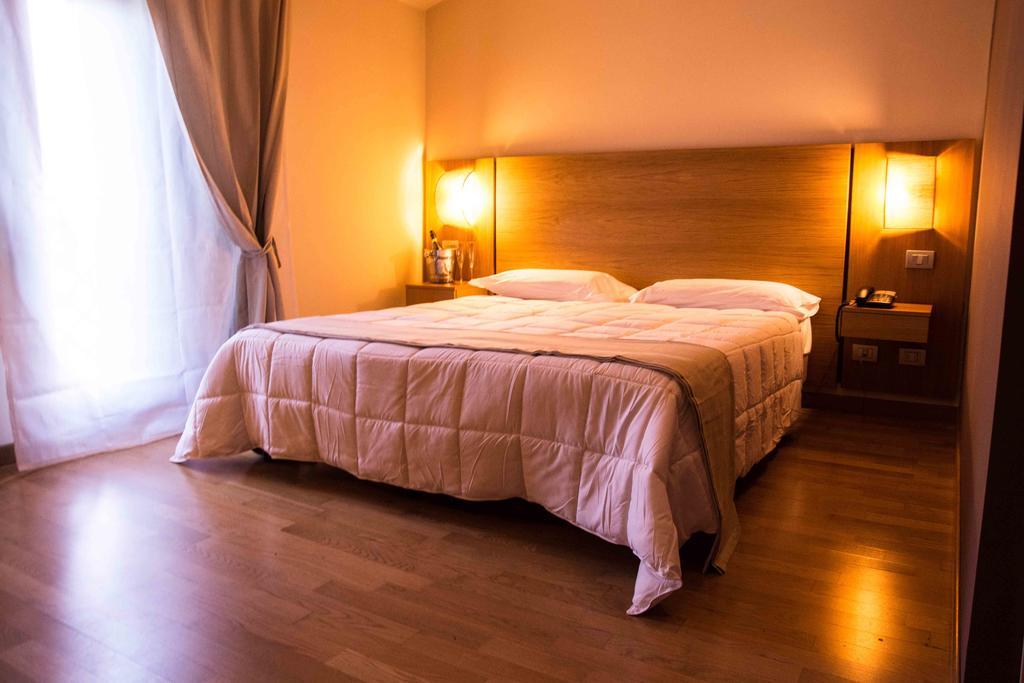 Country House Corte Del Sole Campolungo Pokoj fotografie